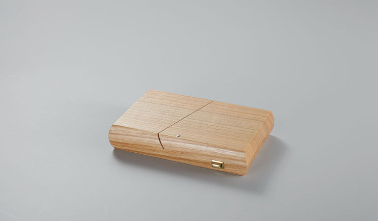 Visitenkartenetui aus edlem Holz - 'Card Case' kirsche lackiert
