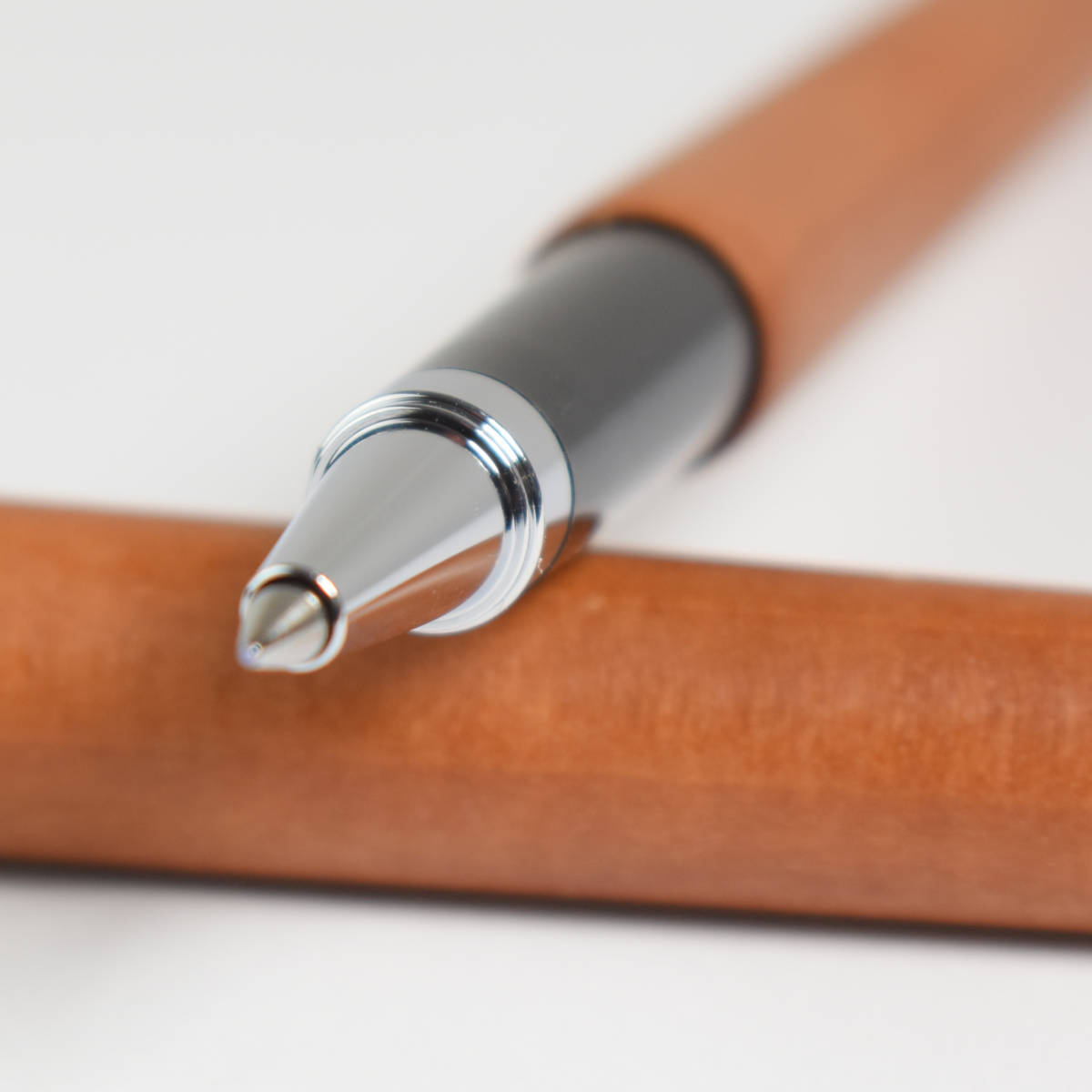 Tintenroller aus edlem Holz  'Ball Pen' | Birne geölt