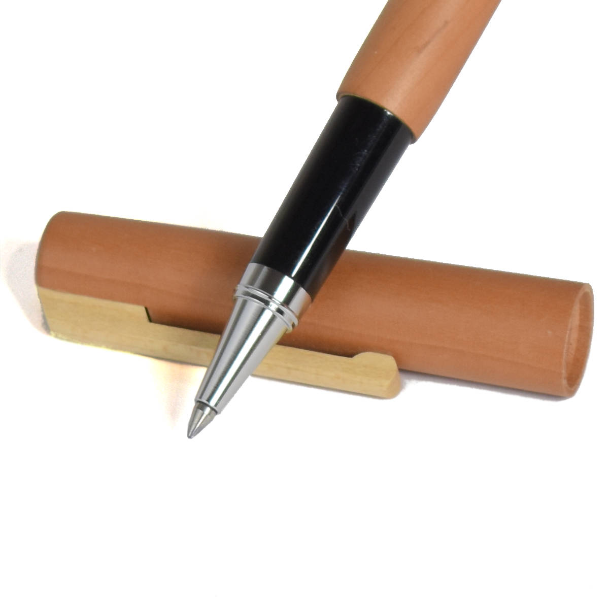 Tintenroller aus edlem Holz  'Ball Pen' | verchromte Spitze | wechslbare Mine | Birne lackiert | Made in Germany