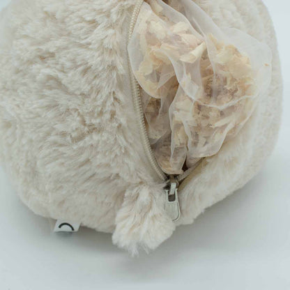 Kuscheltier aus den Tiroler Alpen Schaf 'Flora' 36 cm -  befüllt mit Zirbenspänen Rosa Halstuch