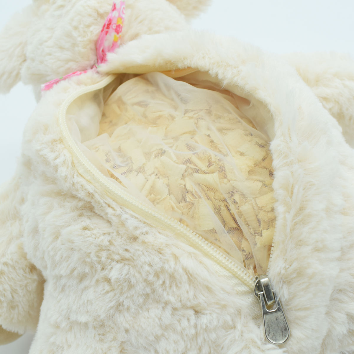 Kuscheltier aus den Tiroler Alpen Kuh 'Alma' Höhe 36 cm befüllt mit Zirbenspänen - rosa Halstuch