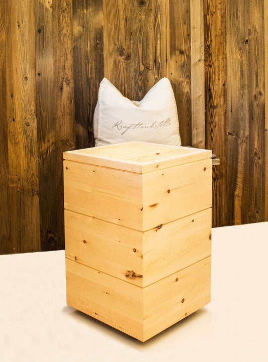 Nachhaltige Klimabox 'Fresh & Free' |  aus Zirbenholz | B 40 x T 40 x H 66 cm