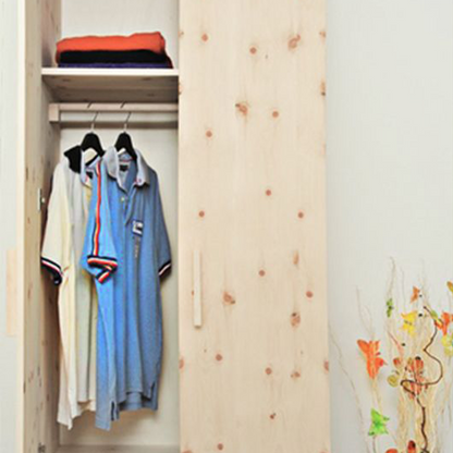 Schlafzimmerschrank in Zirbe und Fichte - 'Romeo & Juliet' - Zirbe