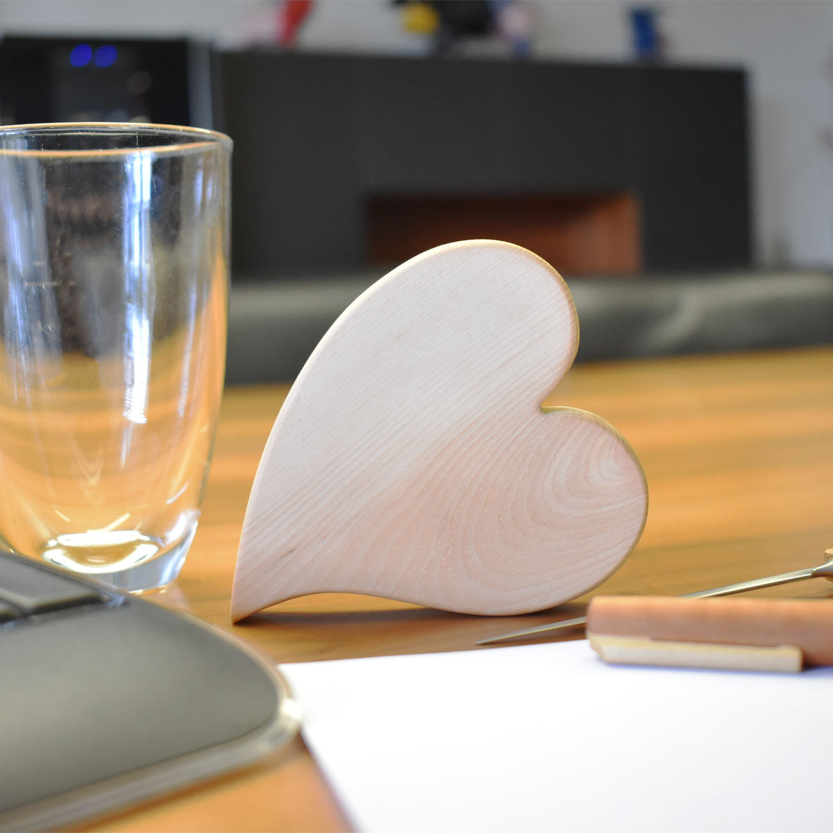 Massivholz Herzen in 5 cm Länge ohne Gravur - Schönes Geschenk für Anlässe und liebe Menschen
