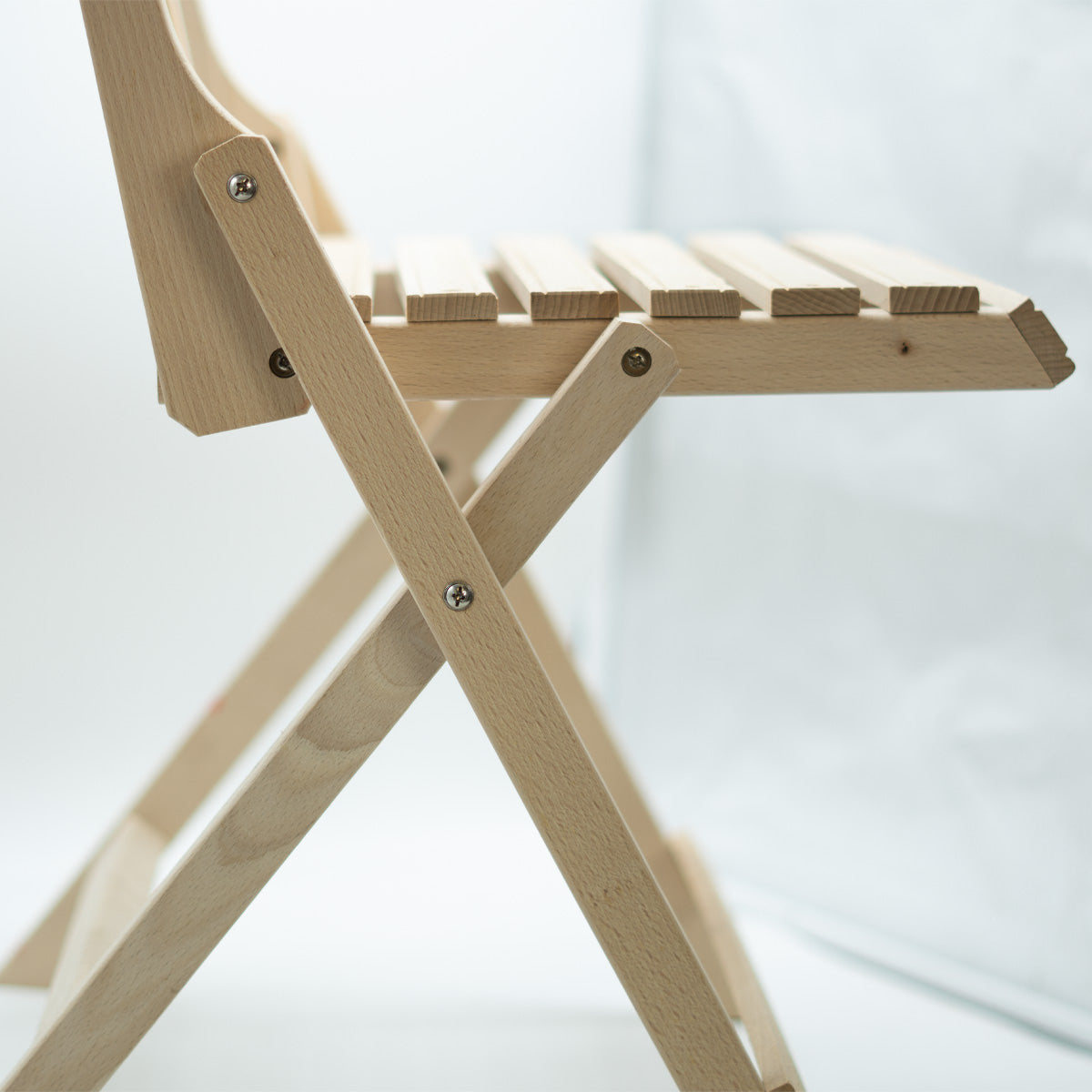 Kinderklappstuhl ‘Klappi’ aus unbehandelter Buche - echtes Handwerk
