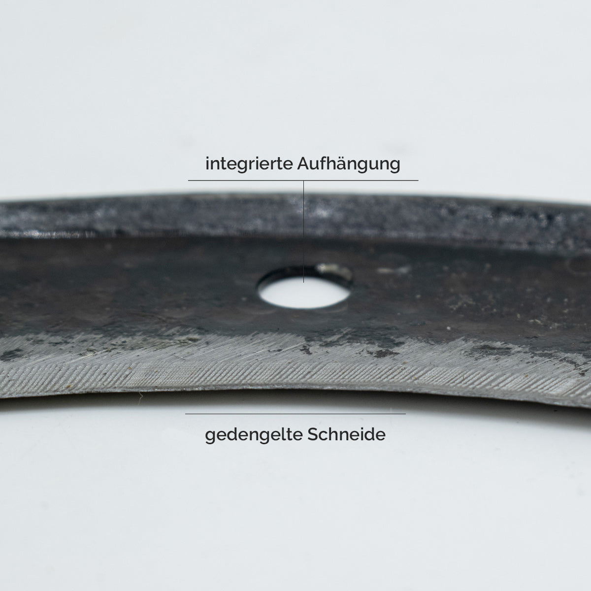 Blattsichel mähfertig gedengelt - inkl. gratis Schleifstein - mit Buchenholzstiel - Rechtshänder - Made in Austria