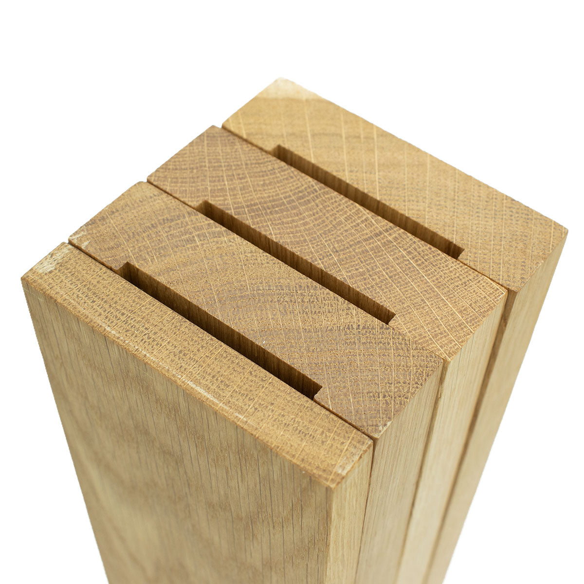 Messerblock aus Eiche | natur ungeölt |  magnetisch |B9 x L12 x H25 cm