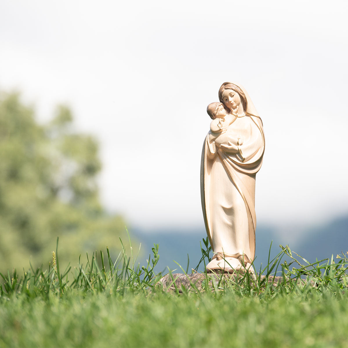 Madonna der Liebe mit Kind | Massivholz Figur | 3 x gebeizt | Höhe 10 cm | Made in Südtirol