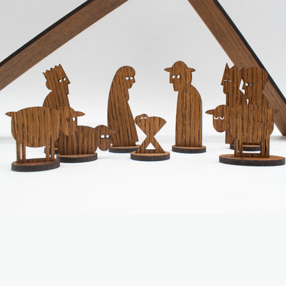Moderne Holzkrippe ‘Einfach Weihnachten’ | 10-teilig | Eiche dunkel gebeizt | zum Zusammenstecken | Made in Germany