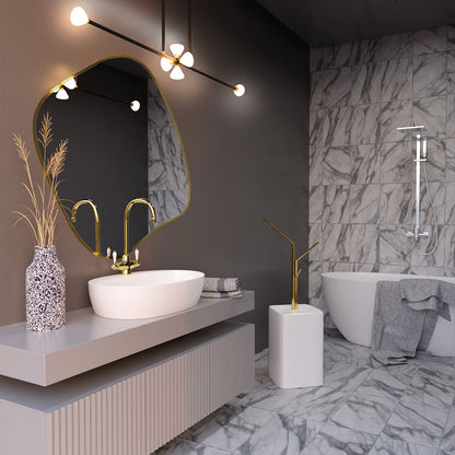 Spiegel organisch 'Xenia' | 90 x 77 cm | in gold | Manufactured in Europe