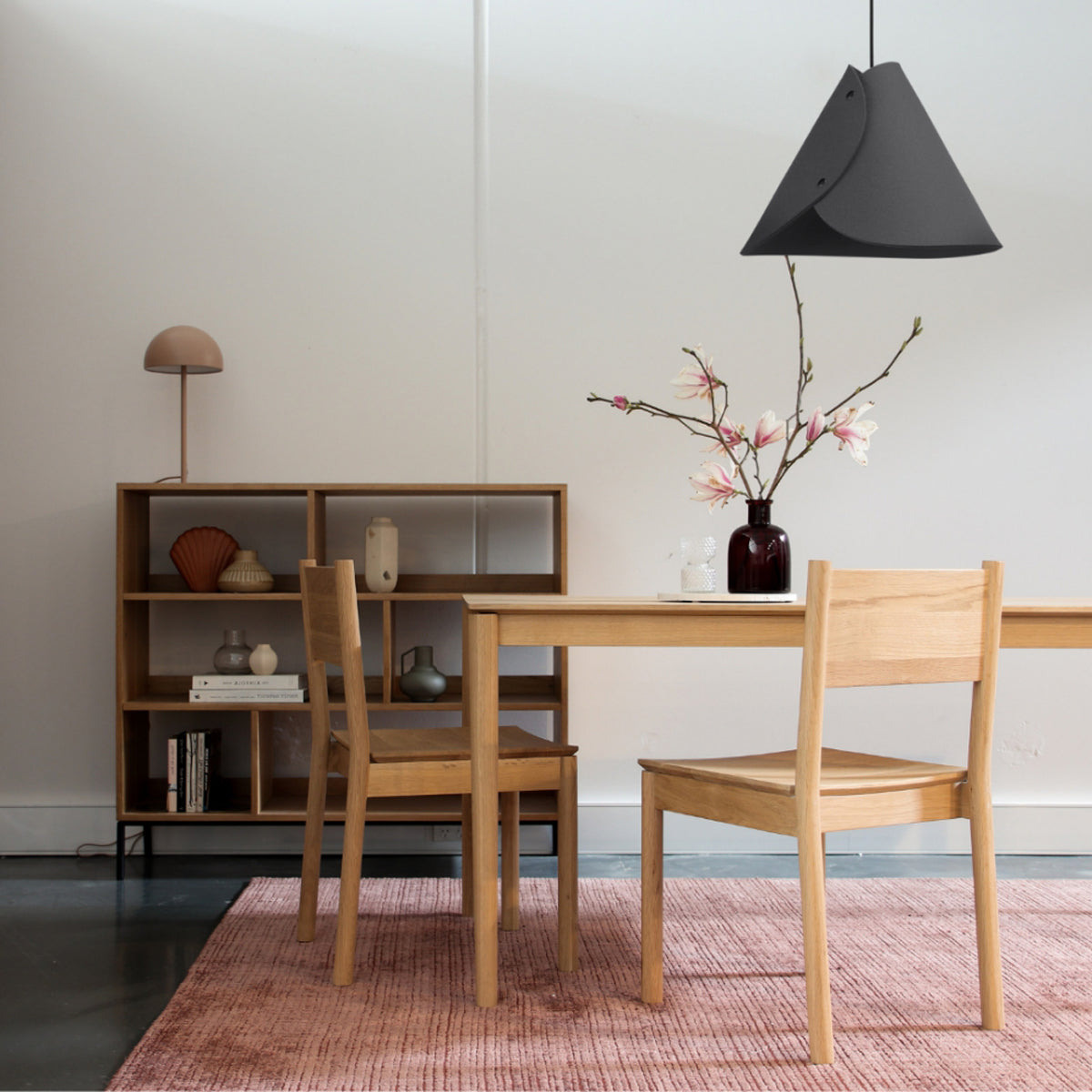 Moderne Pendelleuchte aus Filz | konisch | Weiß | Schirm 100% Merinowolle | Made in Austria