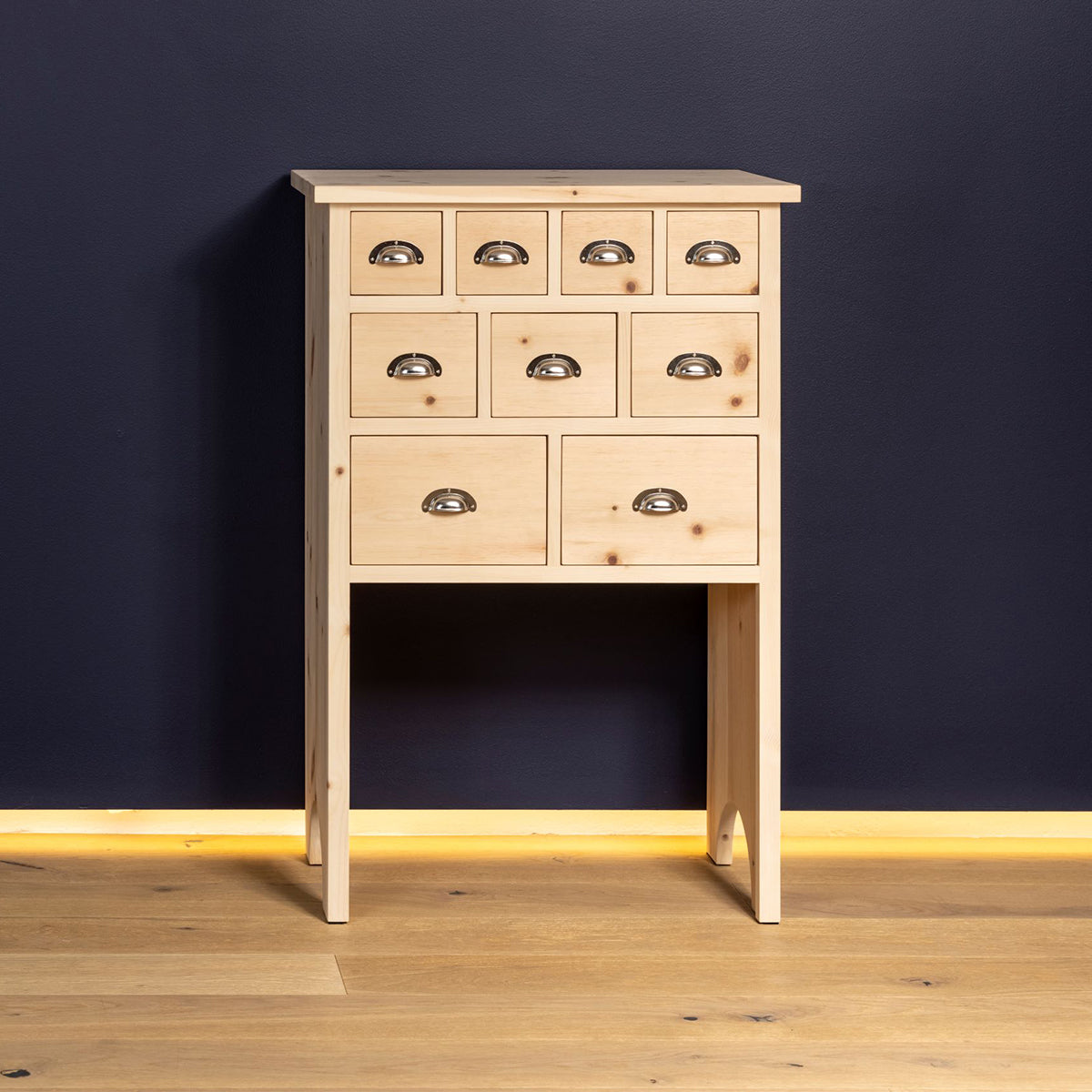 Kommode 'Schatzkiste' mit Schubladen | Zirbe | B 57,5 x T 35 x H 87 cm
