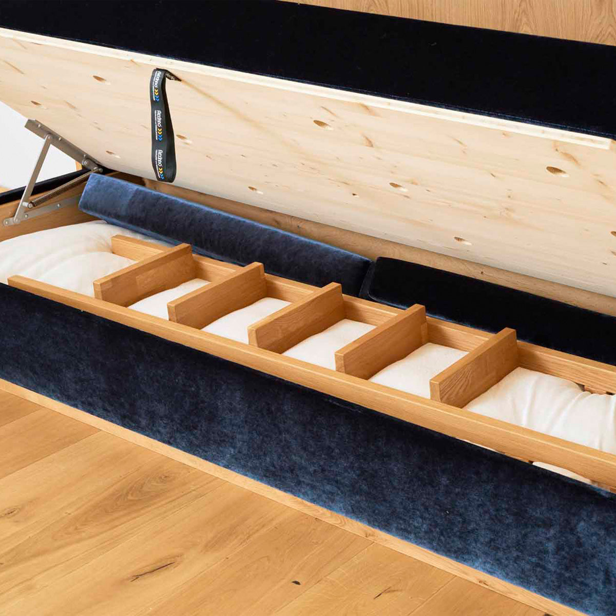Gastro & Hotel - Multifunktionales Klappbett | Schrankbett | Stockbett Plano  |  80 x 190 cm | Eiche