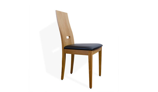 Massivholz Stuhl aus Eiche mit Leder Polsterung I Handwerk I  'Sitwell Capture' - classic country