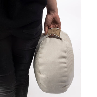 Sitzpouf 'Back'| Leinenhülle gefüllt mit Dinkelspelzen | DM 35 cm x H 15 cm | 1,6 kg