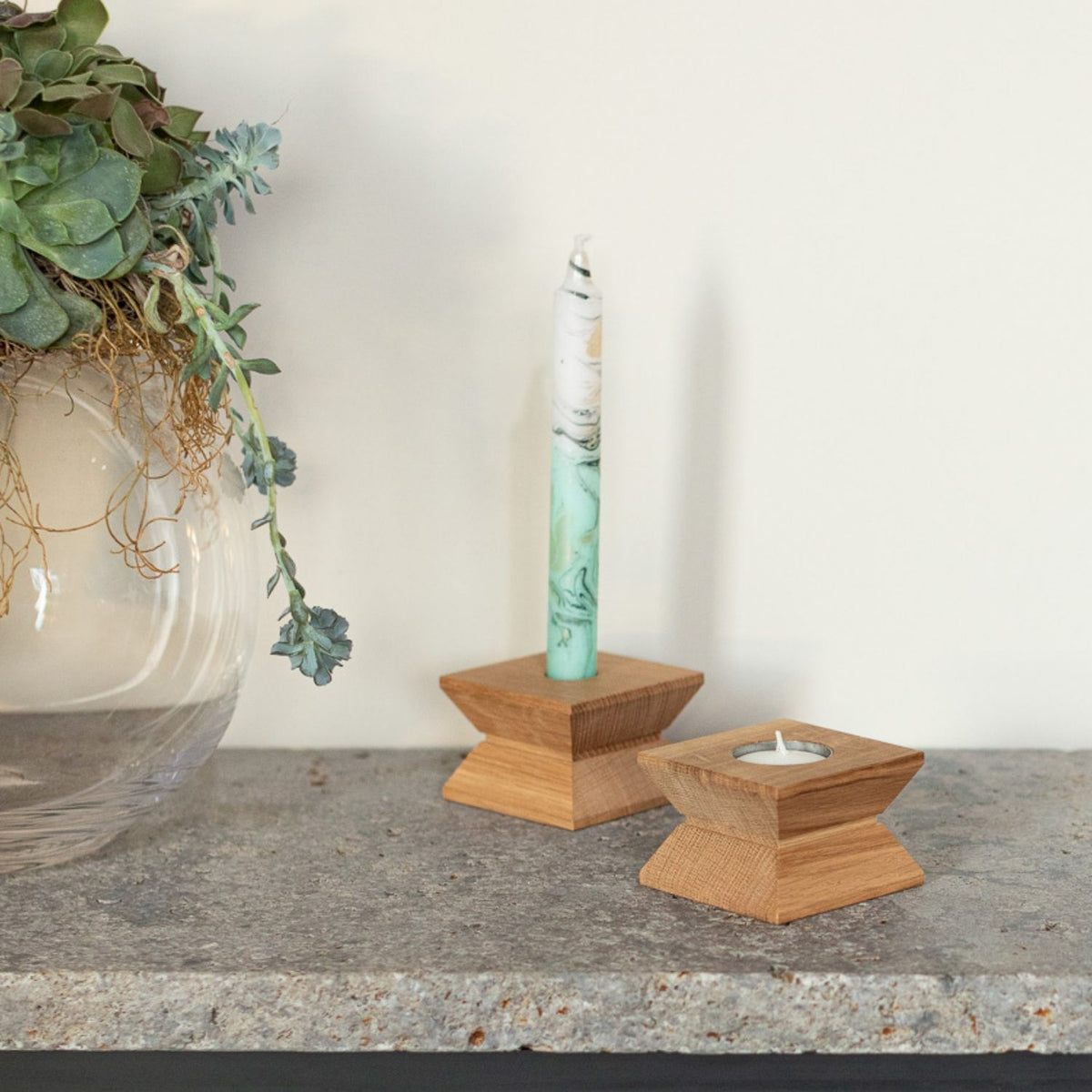 Kerzenhalter & Blumenvase 'Josef' | B 7,9 x T 7,9 x H 5,4 cm | Eiche