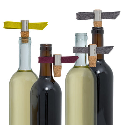 Weinstöpsel + 2 Tropfenfänger | Anthrazit/Aubergine | Kork, Filz, Edelstahl | B 10 x H 5 cm