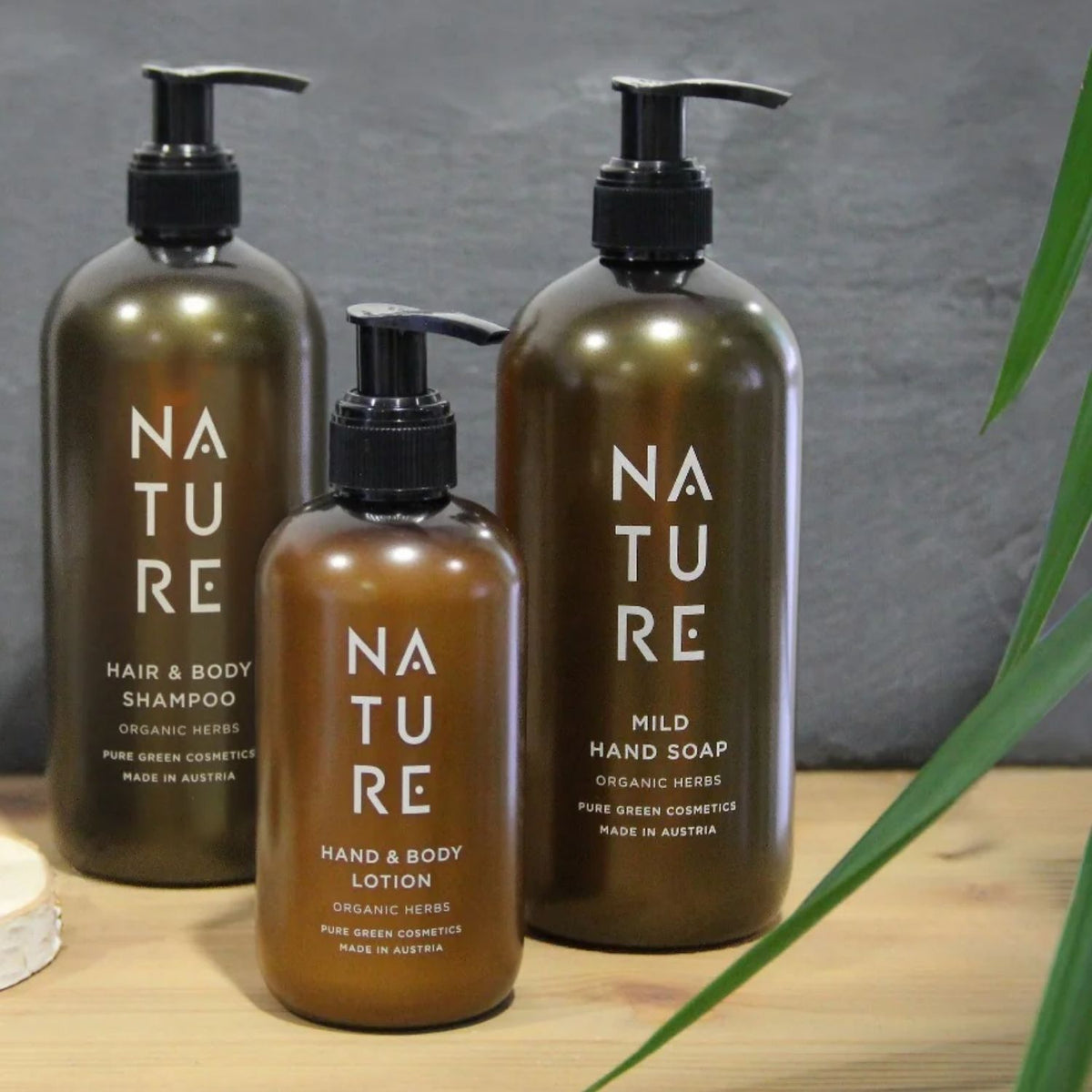 Hair & Body Shampoo 'Organic Herbs' | 250 ml | Kunststoffgebinde mit Pumpfunktion