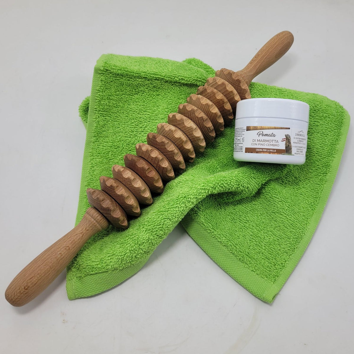 Set 'Muskelwellness' | Massagerolle | Murmeltier-Salbe | Gästetuch