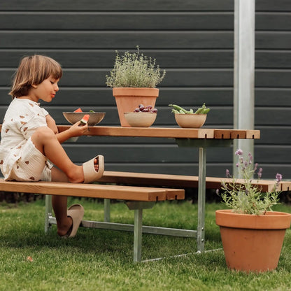 Gartenmöbel-Garnitur 'Basic Junior' | | 1 Tisch, 2 Bänke | fix | L 118 x B 114 x H 57 cm | ThermoWood®