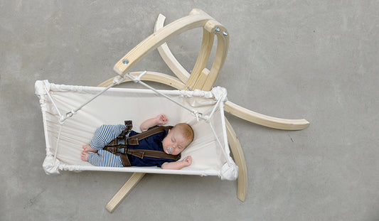 Babyhängemattengestell Hippo | B 108 x H 140 x L 105 cm | Fichtenholz