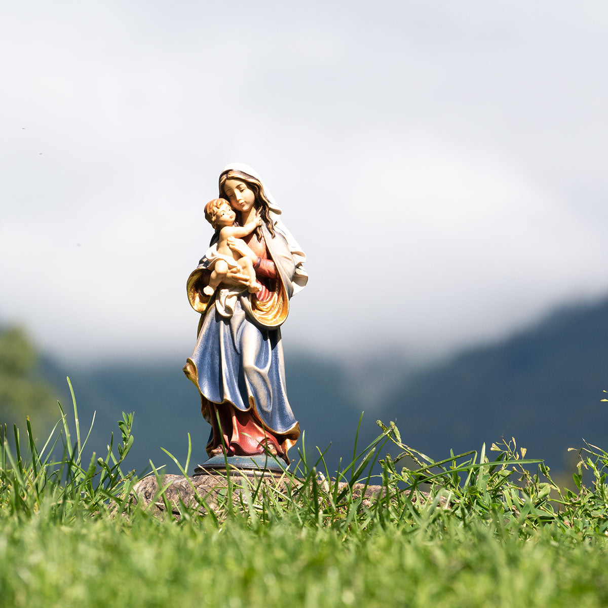 Madonna der Hoffnung mit Kind | Massivholz Figur | Bunt bemalt | Höhe 6,5 cm | Made in Südtirol
